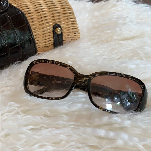 Fendi Accessories - Fendi sunglasses